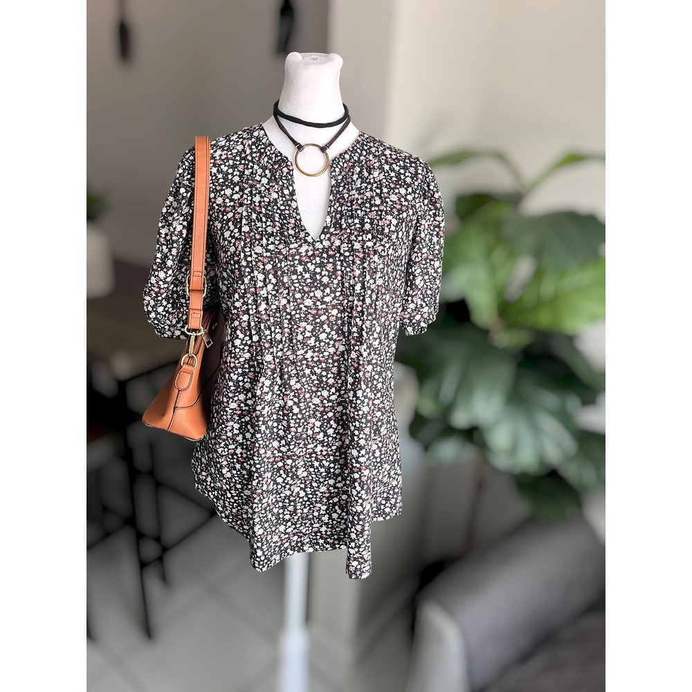 Micoson Floral V-Neck Blouse Size M